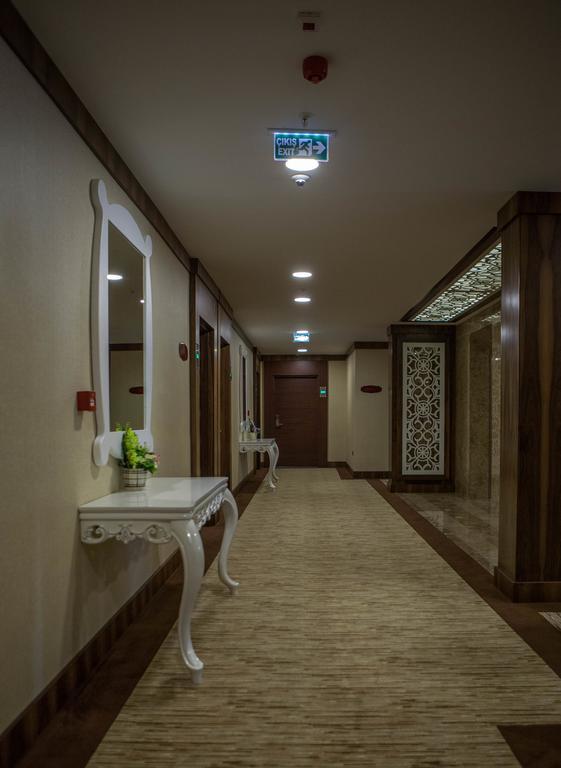 Mitannia Regency Hotel ดิยาร์บาคีร์ ภายนอก รูปภาพ