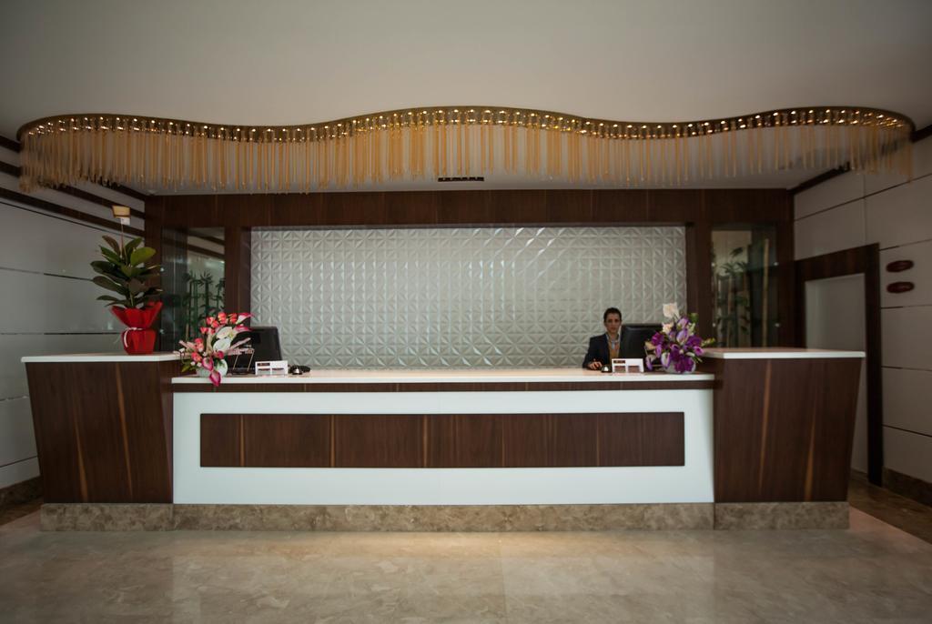 Mitannia Regency Hotel ดิยาร์บาคีร์ ภายนอก รูปภาพ