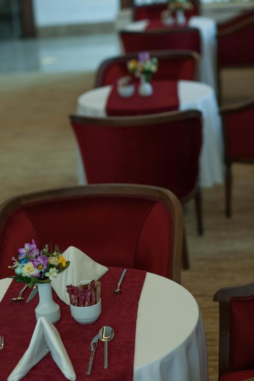 Mitannia Regency Hotel ดิยาร์บาคีร์ ภายนอก รูปภาพ